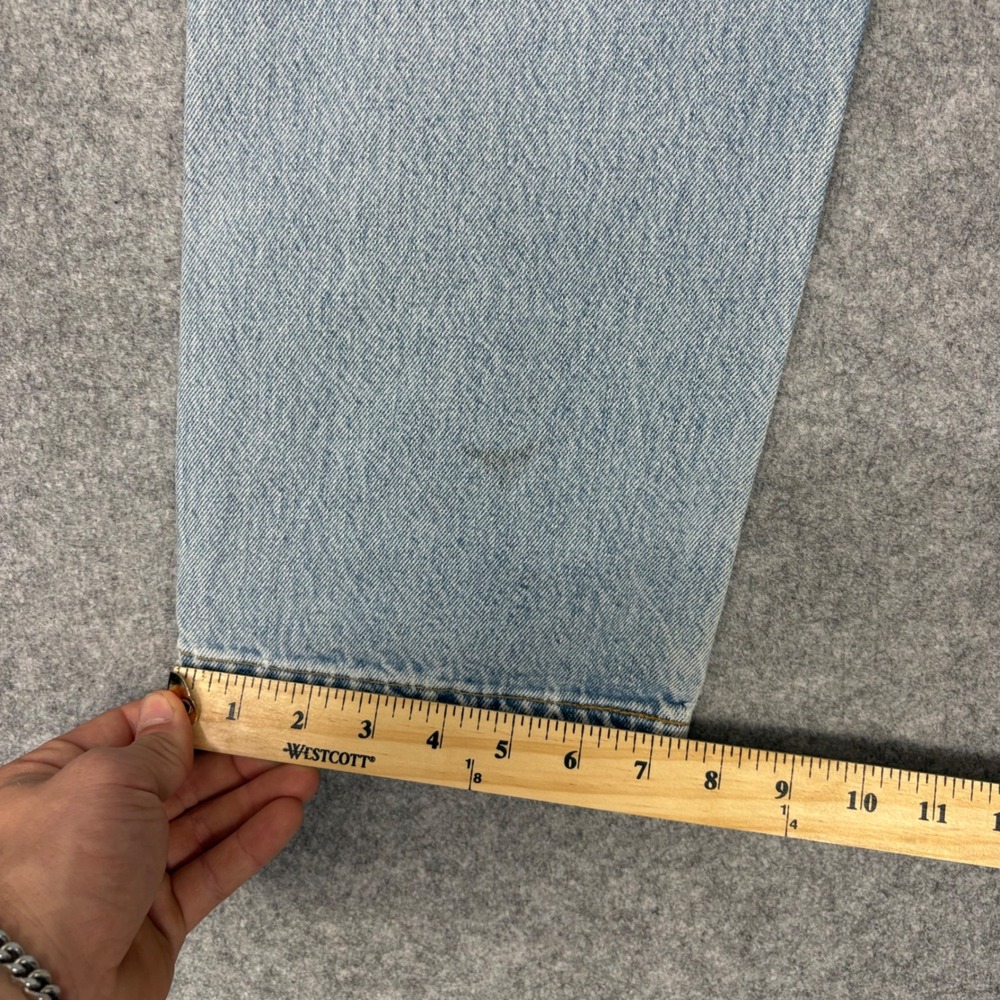 Levis 501 Mens Light Wash Straight Leg Button Fly Denim Jeans 32x32 Vintage - Picture 3 of 7